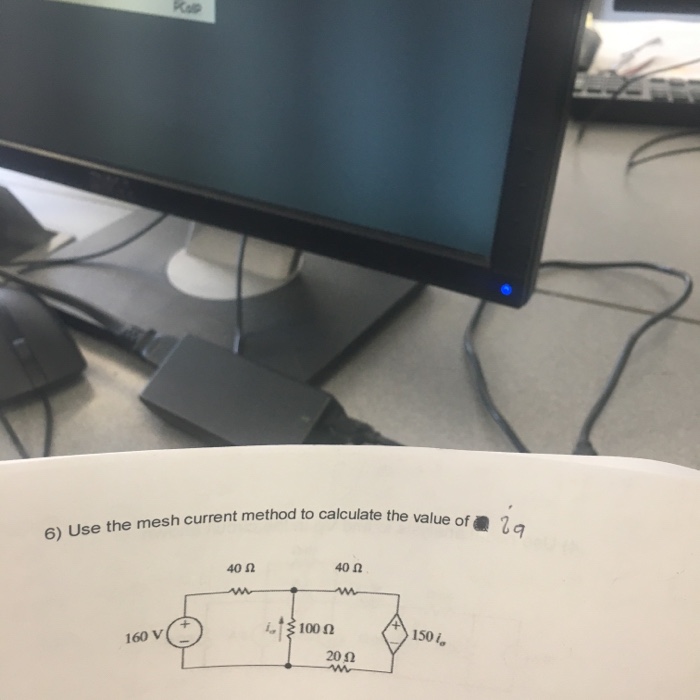 Solved Use The Mesh Current Method To Calculate The Value Of Chegg