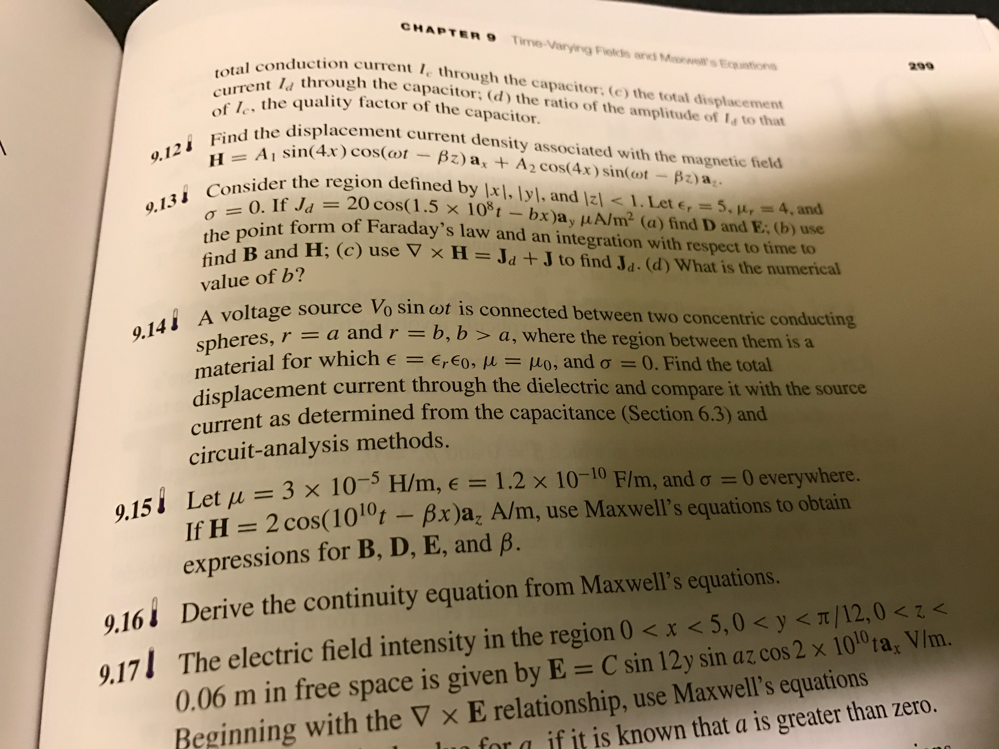 Solved Find The Displacement Current Density Associated W Chegg Com