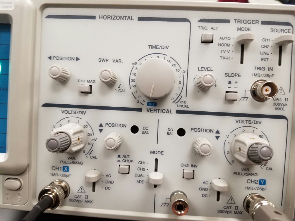 Solved how to set up a lissajous figure on an oscilloscope