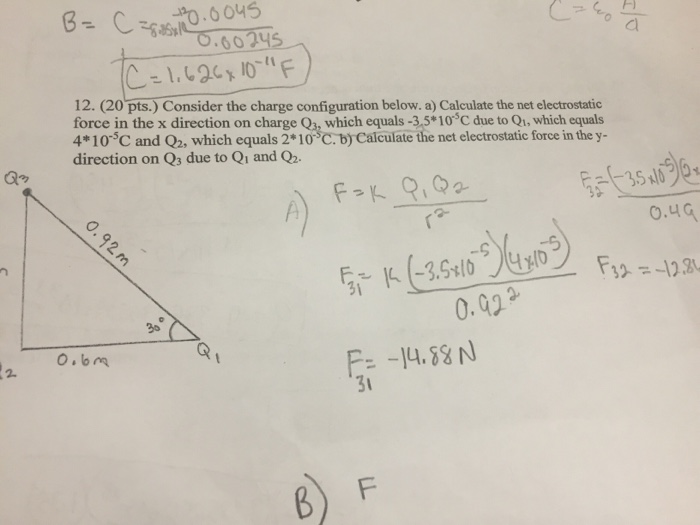 solved-consider-the-charge-configuration-below-calculate-chegg